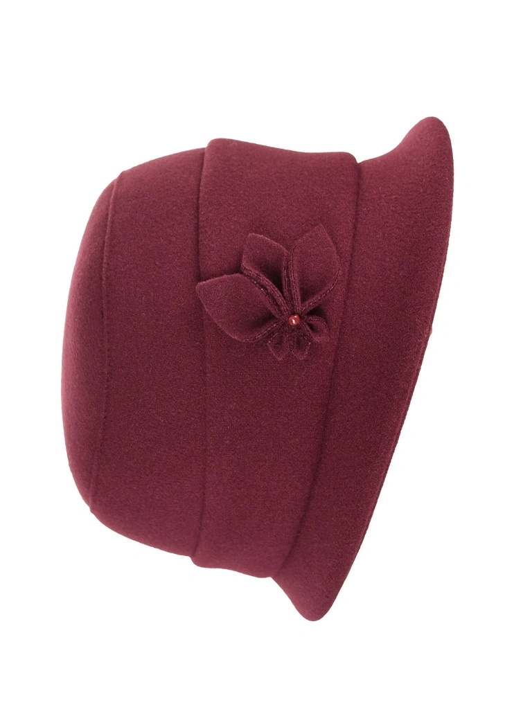 Elegancki kapelusz damski zimowy cloche w odcieniu bordo – ciepłe podszycie i regulacja obwodu 42414