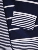 Granatowy sweter damski w paski o prostym kroju – praktyczny model 2w1 tuszujący biodra 38676