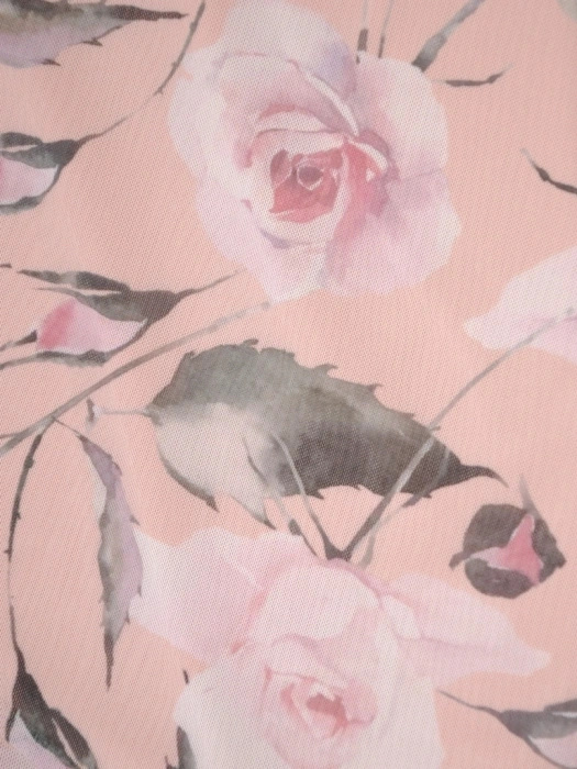 Elegancka sukienka trapezowa midi w botaniczny print – subtelny dekolt w serek wysmuklający sylwetkę 39559