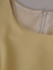 Sukienka damska 15784, żółta kreacja z modnymi rękawami.