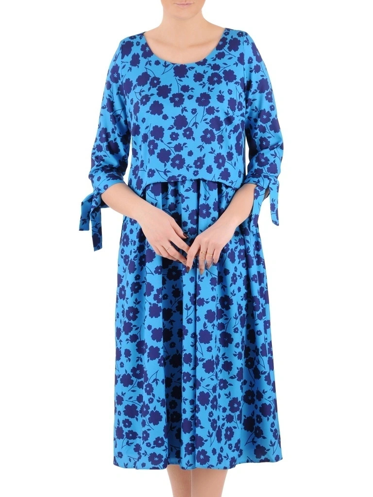 Granatowa kwiecista sukienka midi trapezowa – swobodny krój z wiązanymi rękawami 3/4 37489