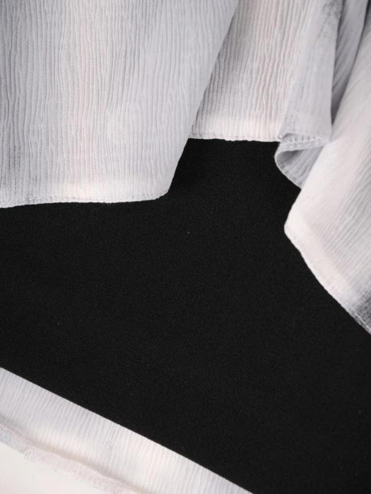 Komplet z tuniką w zwierzęcy print i czarnymi spodniami wide leg – komfortowy fason maskujący sylwetkę 39257
