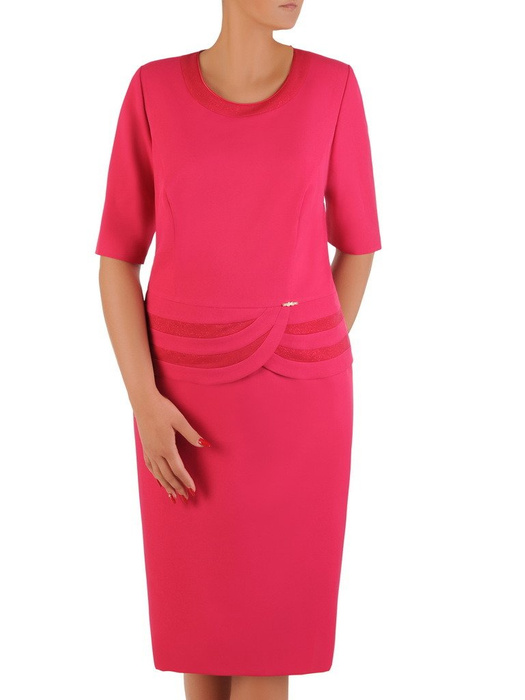 Różowa sukienka z oryginalną baskinką, modna kreacja wizytowa 21302