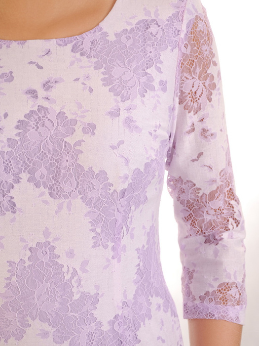 Sukienka z koronki, fioletowa kreacja w prostym fasonie 33150