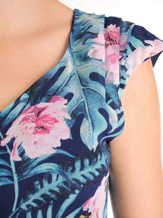 Sukienka z szyfonu, zwiewna kreacja w kwiaty 30177